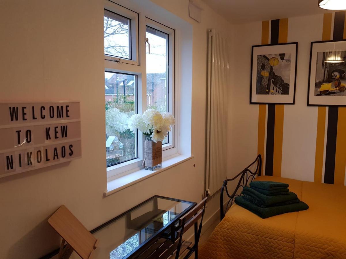 Kew Gardens - Private Double Room Richmond London - Homestay Ngoại thất bức ảnh