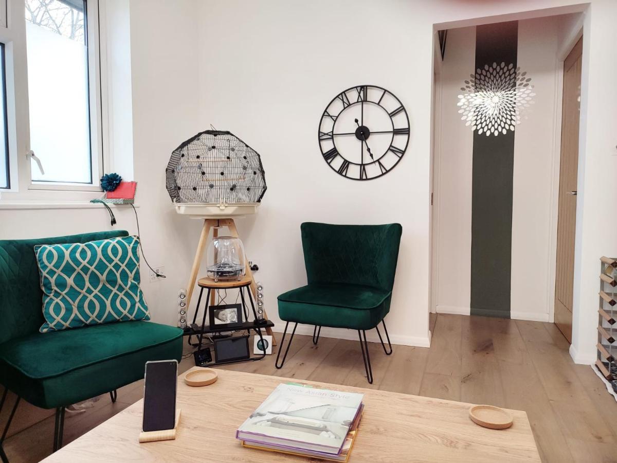 Kew Gardens - Private Double Room Richmond London - Homestay Ngoại thất bức ảnh