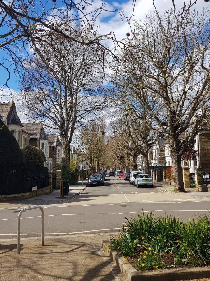 Kew Gardens - Private Double Room Richmond London - Homestay Ngoại thất bức ảnh