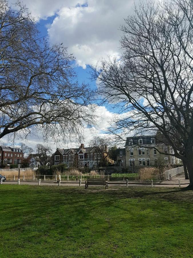 Kew Gardens - Private Double Room Richmond London - Homestay Ngoại thất bức ảnh